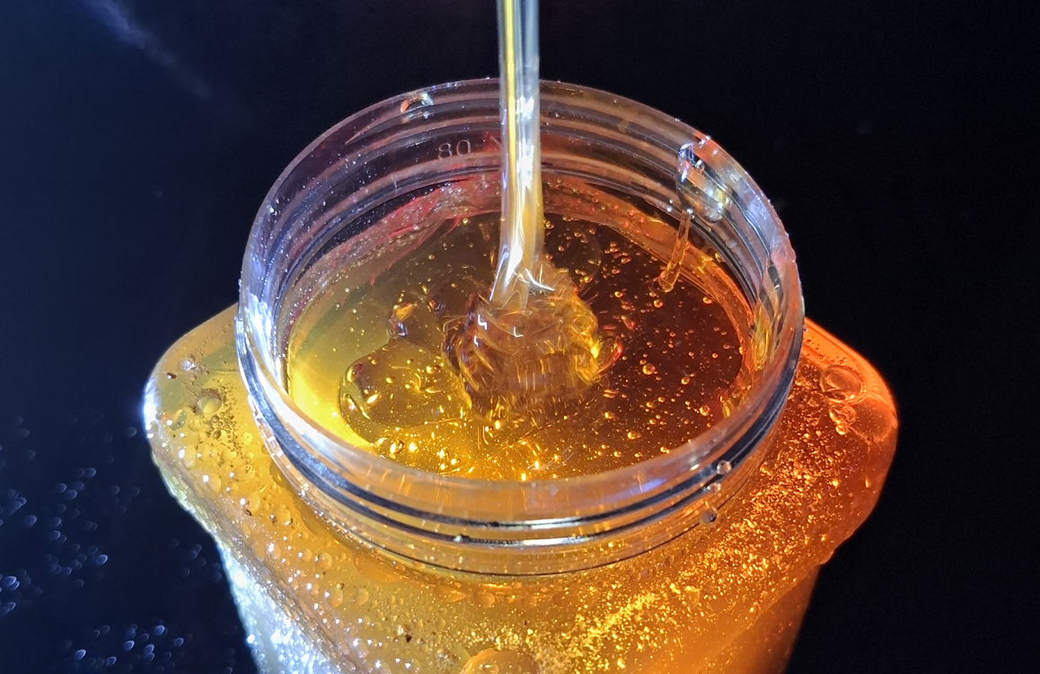 زنبورستان در طبیعت سرسبز